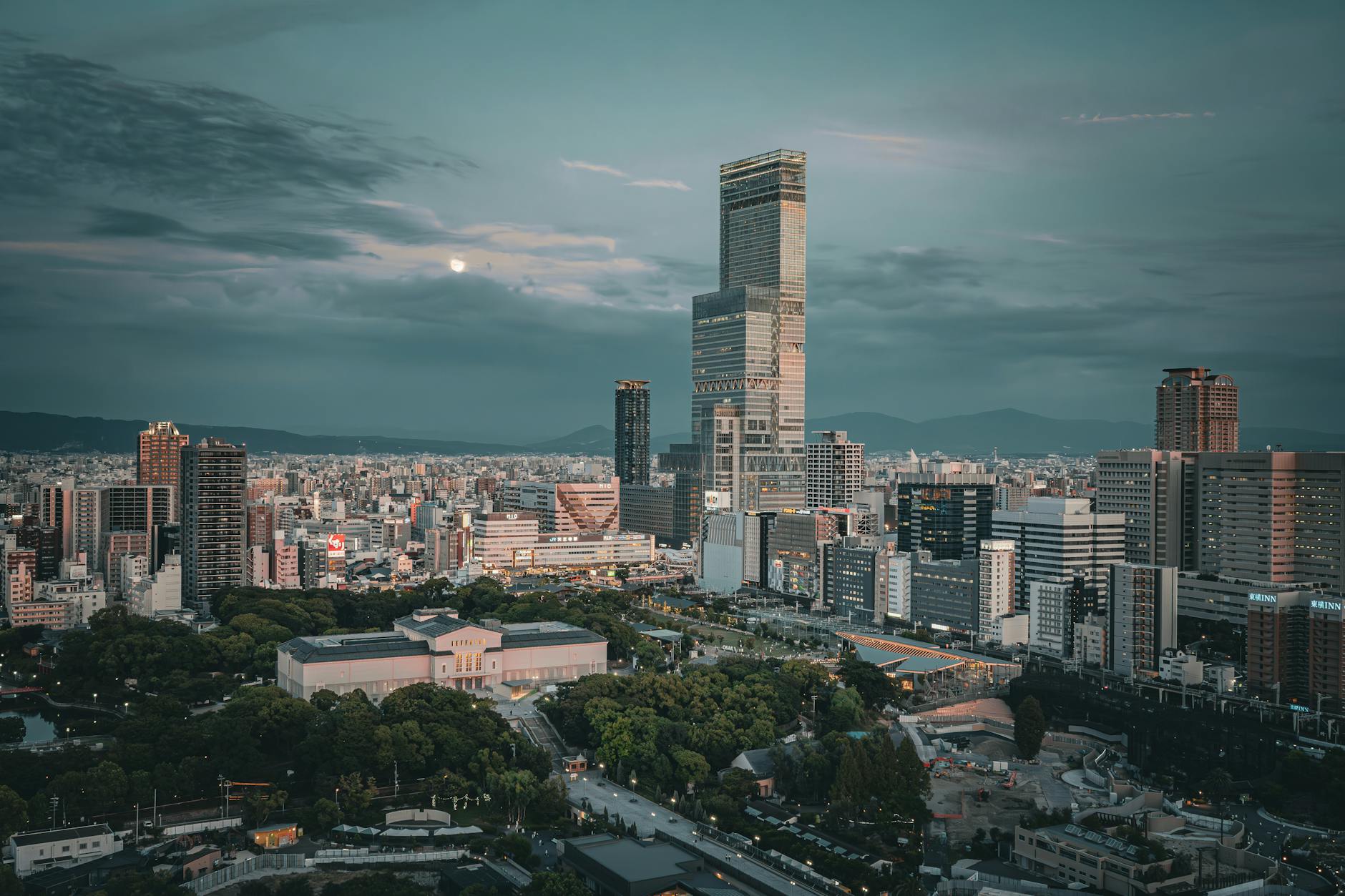 Osaka Abeno Harukas 2026: Observation Deck and Guide