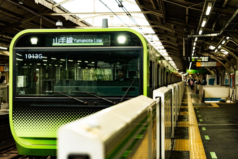 Getting There: Osaka vs Kyoto as Your Base