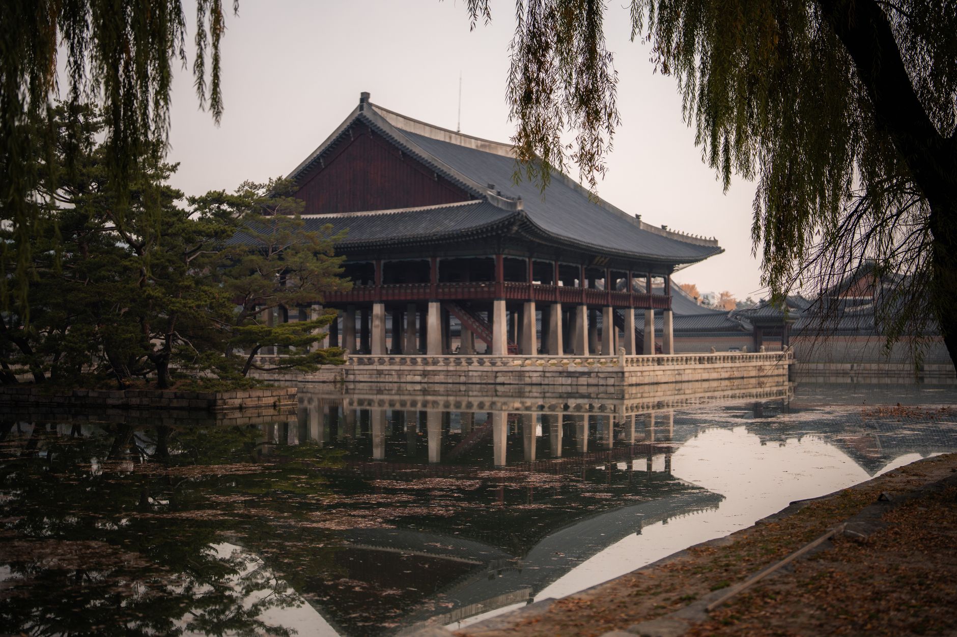 Gyeonghoeru pavilion reflected in the palace pond