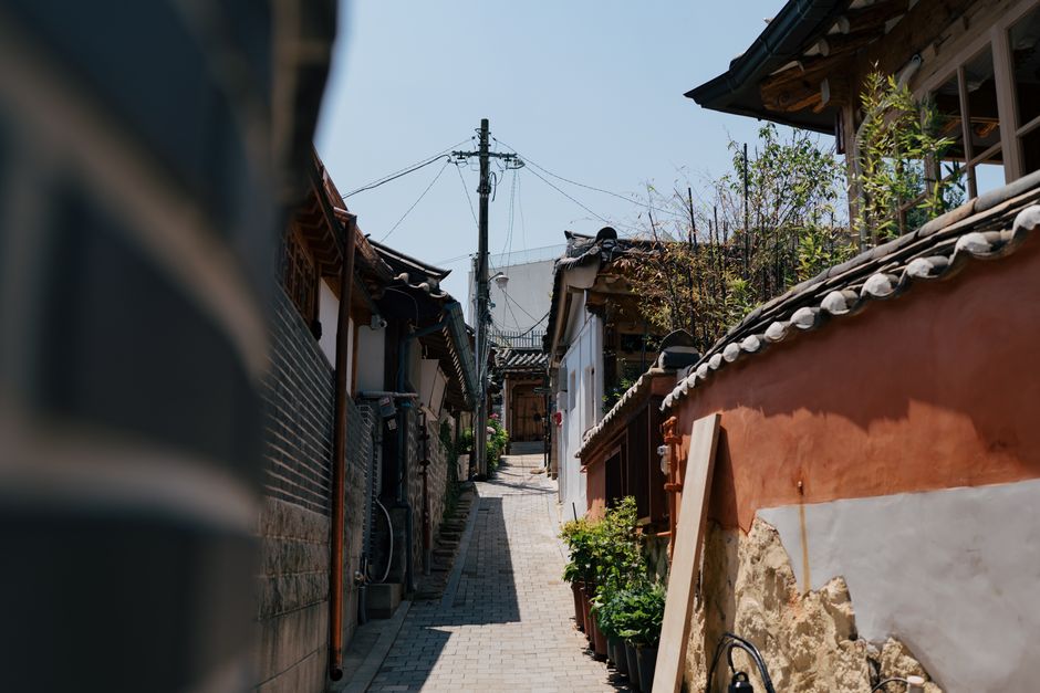 Ikseondong hanok village alley with cafes and traditional Korean houses