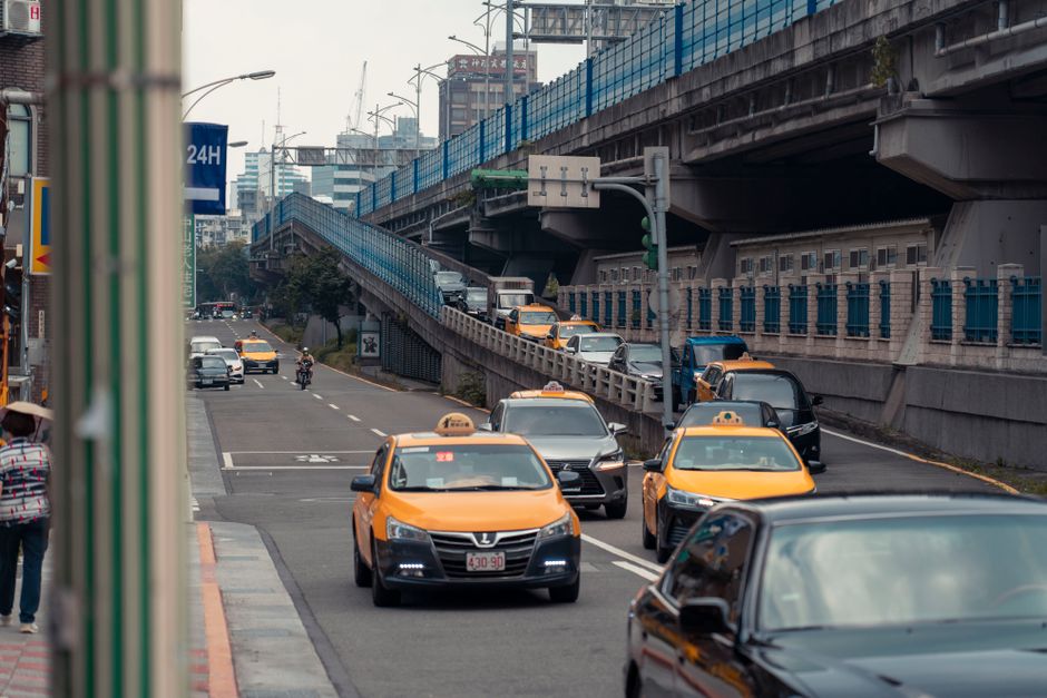 Why a Subway-First Plan Beats a Taxi-First Plan in Beijing