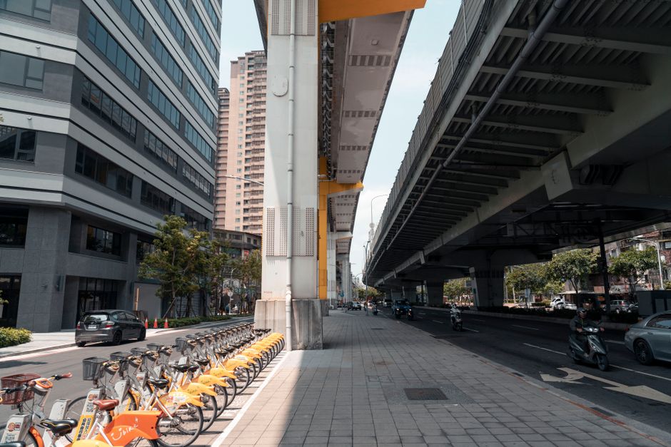 Transit Apps: Taipei MRT, YouBike 2.0, and Getting Around Without a Car